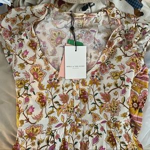 PORTOBELLO ROAD BABYDOLL MIDI DRESS
Honey Dew